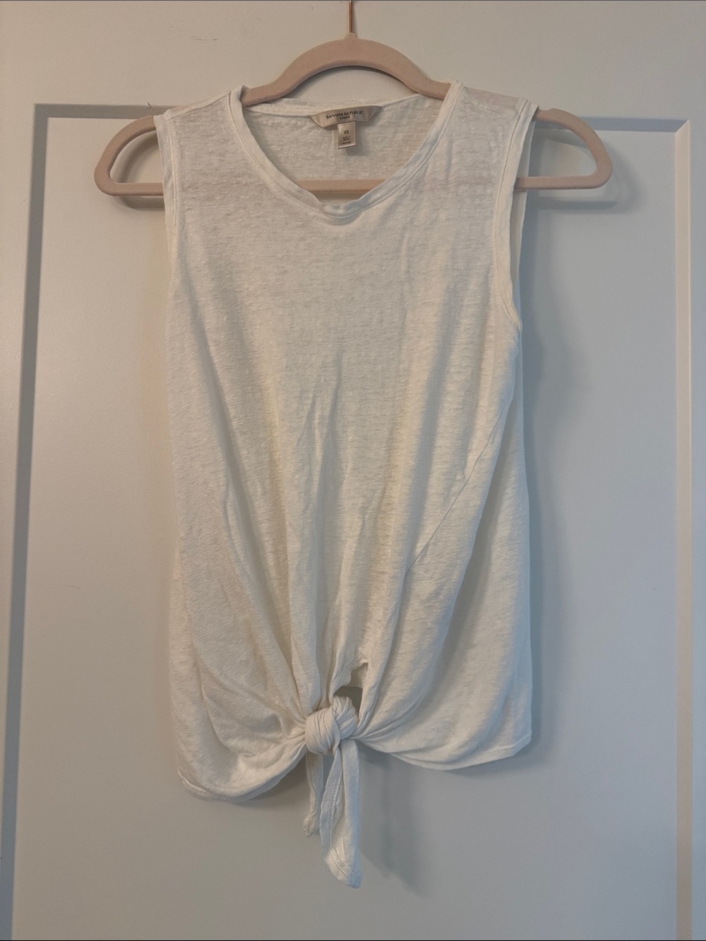 Banana Republic  Sleeveless Tie-Front Tank Top